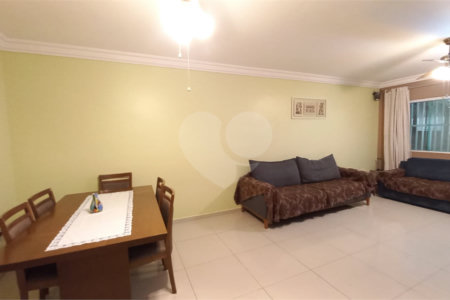 Casa à venda com 3 quartos, sendo 1 suíte, em Jardim Esmeralda, São Paulo, SP