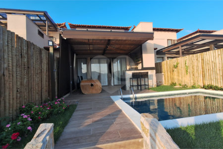 Casa em condomínio à venda com 4 quartos, sendo 3 suítes, em Marina, Armação dos Búzios, RJ