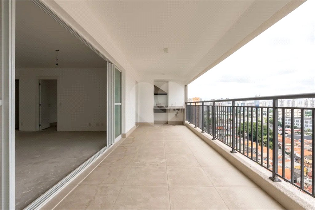 Apartamento à venda com 3 suítes em Jardim Dom Bosco, São Paulo, SP