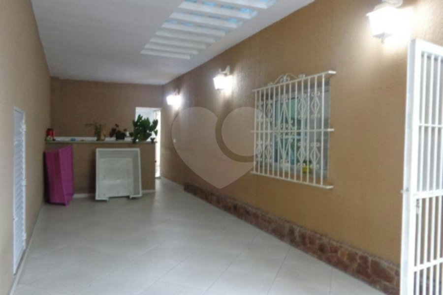 Casa Térrea à venda com 3 suítes em Vila Gustavo, São Paulo, SP