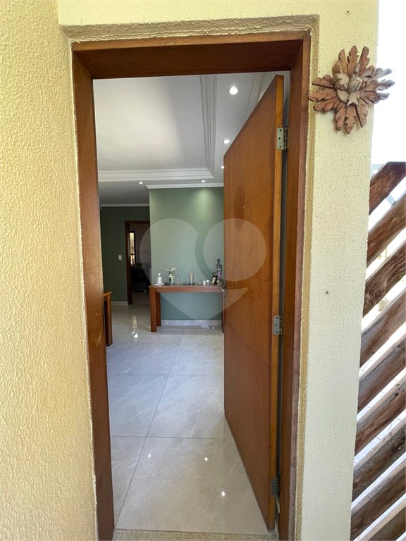 Casa à venda com 3 quartos, sendo 1 suíte, no condomínio Jardim Europa, Mogi das Cruzes - SP