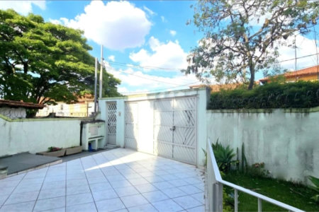 Casa à venda com 3 quartos, sendo 1 suíte,  em Jardim Ester Yolanda, São Paulo, SP