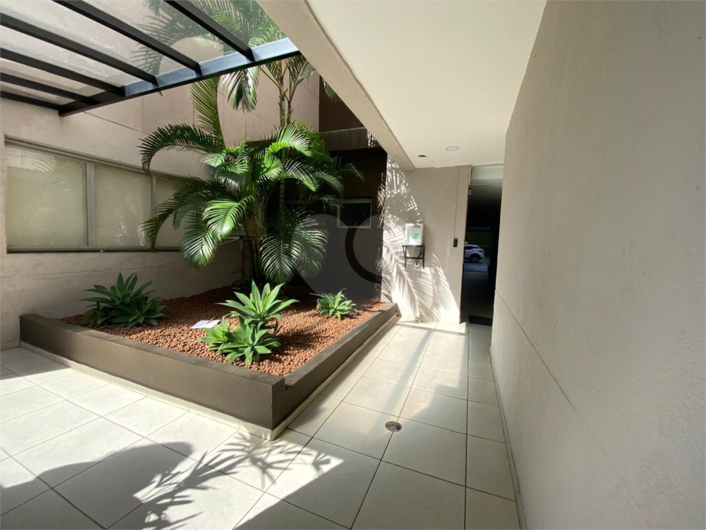 Apartamento à venda com 2 quartos, sendo 1 suíte, em Campo Grande, São Paulo, SP