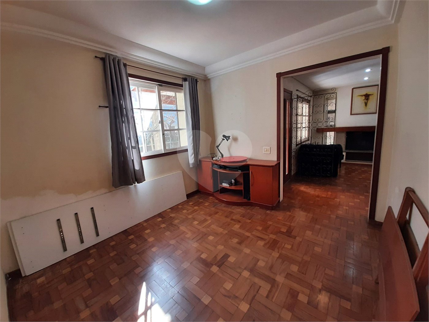 Casa à venda ou para alugar com 3 quartos, sendo 2 suítes, no condomínio Chácara das Rosas, São Paulo - SP