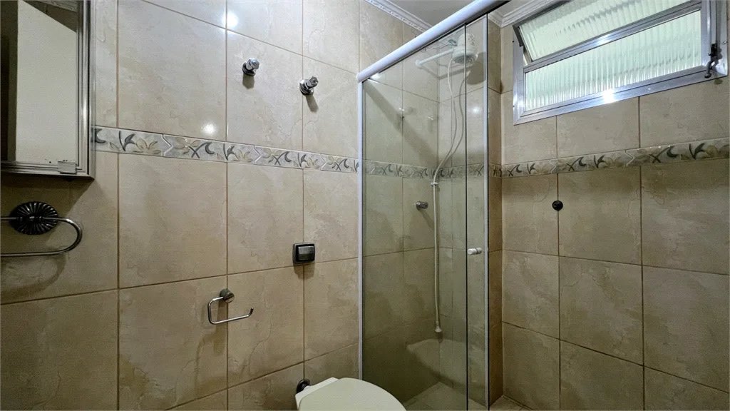 Apartamento à venda com 3 quartos, sendo 1 suíte,  em Pinheiros, São Paulo, SP