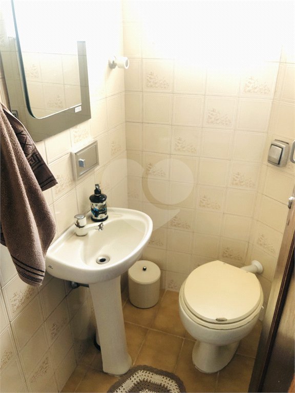 Sobrado à venda com 3 quartos, sendo 1 suíte, em Vila Romero, São Paulo, SP