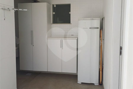 Casa à venda com 12 quartos, sendo 8 suítes, em Geribá, Armação dos Búzios, RJ