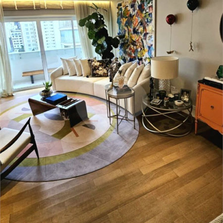 Apartamento à venda com 3 quartos, sendo 1 suíte, em Jardim Europa, São Paulo, SP