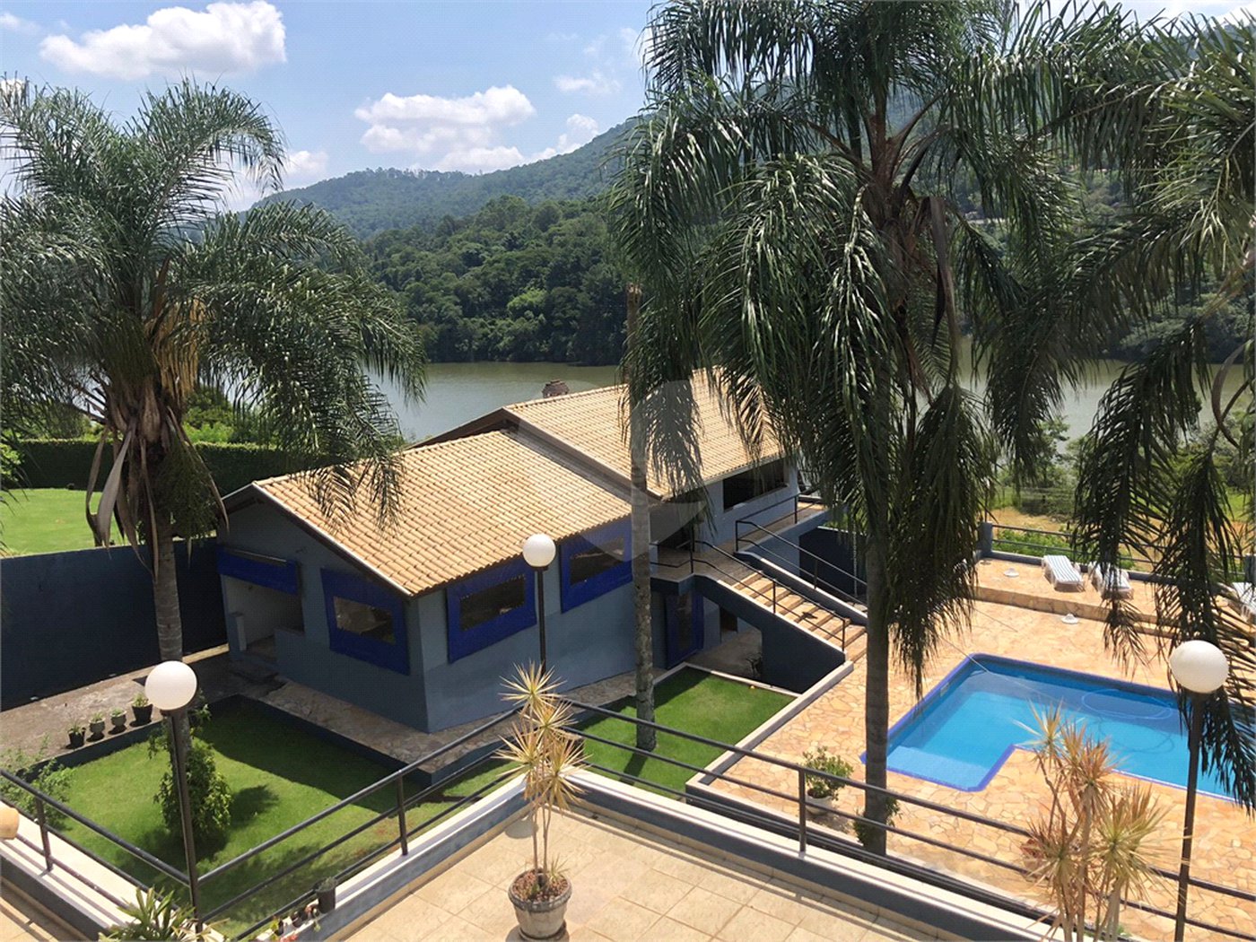 Casa à venda com 4 suítes no condomínio Campos de Mairiporã Gleba 1, Mairiporã - SP