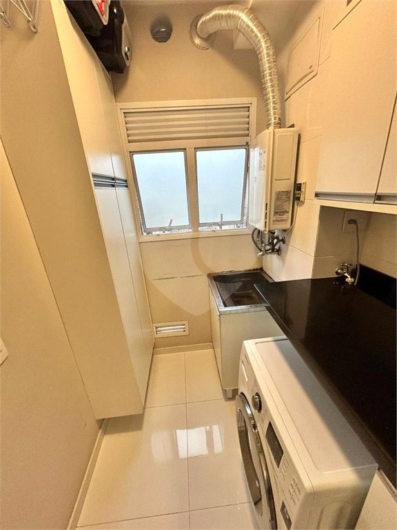 Apartamento à venda com 2 quartos, sendo 1 suíte, em Parque Reboucas, São Paulo, SP