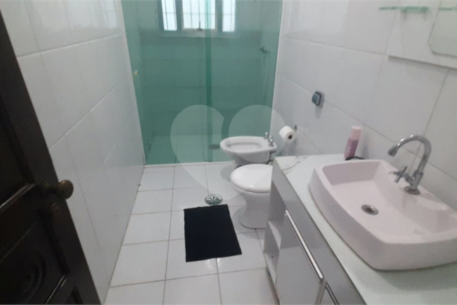 Sobrado à venda com 5 quartos, sendo 1 suíte,  em Vila Rosália, Guarulhos, SP