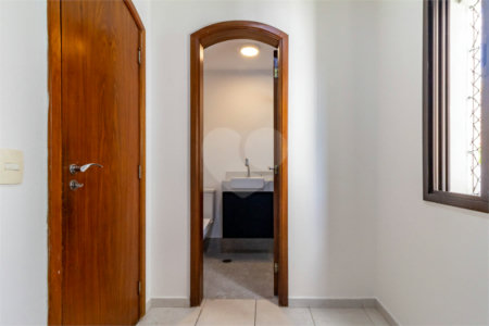 Apartamento à venda com 3 quartos, sendo 1 suíte, em Brooklin, São Paulo, SP