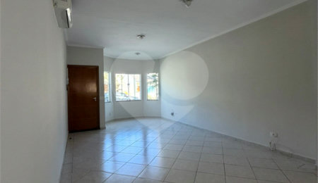 Casa à venda com 3 quartos, sendo 1 suíte,  no condomínio Bela Vita, Atibaia - SP