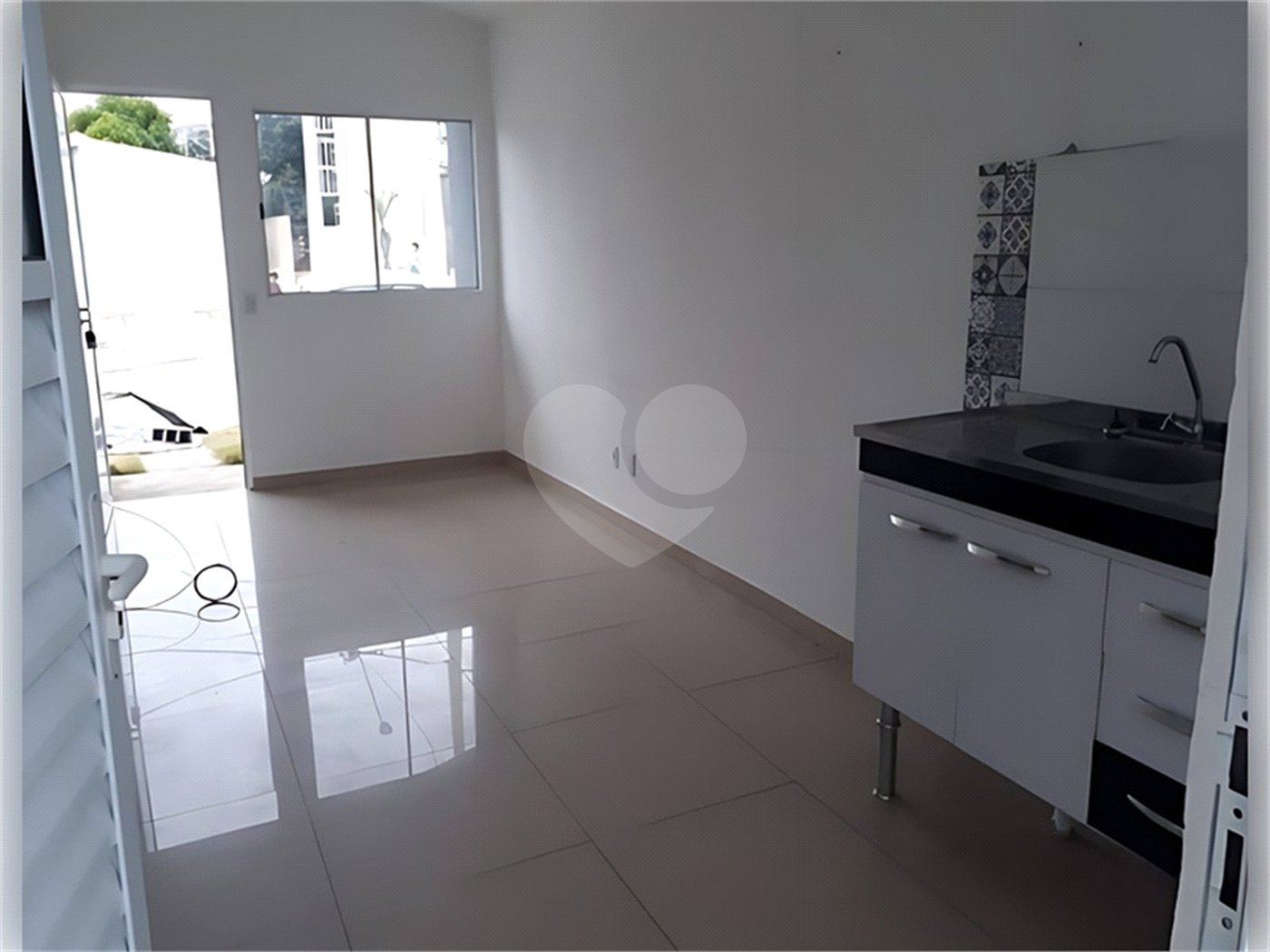 Casa à venda com 2 quartos no condomínio Residencial São Lourenço, Sorocaba - SP