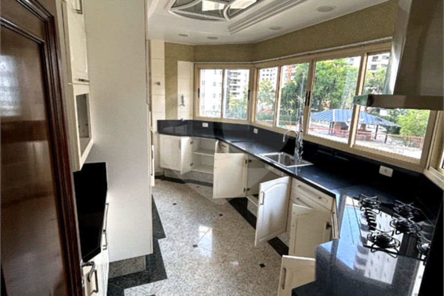 Apartamento à venda ou para alugar com 4 suítes em Anália Franco, São Paulo, SP