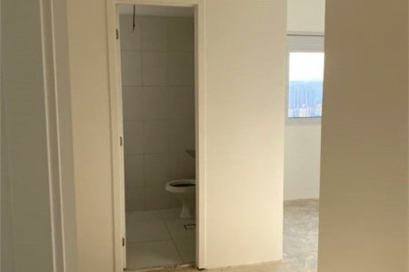 Apartamento à venda com 3 suítes em Jardim Caboré, São Paulo, SP