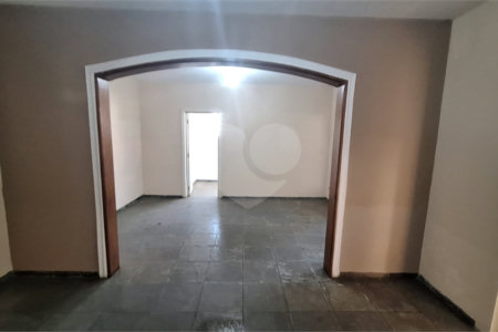 Casa à venda com 5 quartos, sendo 2 suítes,  em Vila Barão, Sorocaba, SP