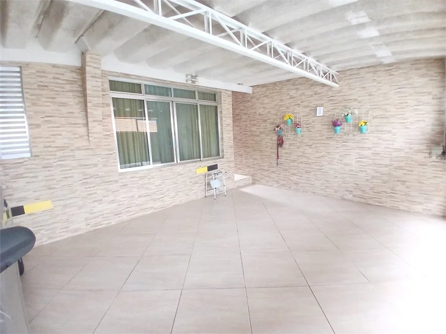 Casa à venda com 3 quartos, sendo 1 suíte, em Vila Rica, São Paulo, SP