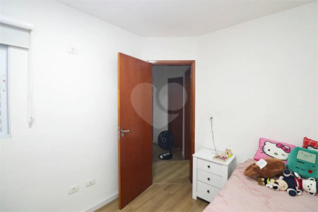 Casa à venda com 3 quartos no condomínio Sem Nome, São Paulo - SP