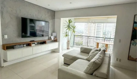 Apartamento à venda com 3 quartos, sendo 1 suíte,  no Centro, São Bernardo do Campo, SP