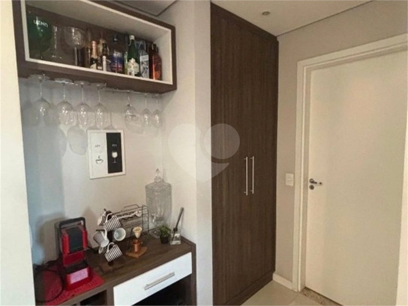 Apartamento à venda com 2 quartos, sendo 1 suíte, no Centro, Sorocaba, SP