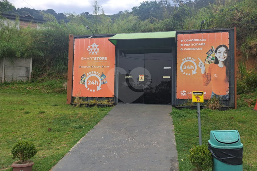 Apartamento à venda com 3 quartos, sendo 1 suíte, em Jardim Peri, São Paulo, SP