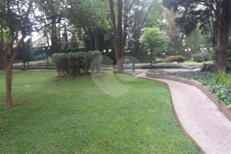 Apartamento à venda com 4 suítes em Jardim Marajoara, São Paulo, SP
