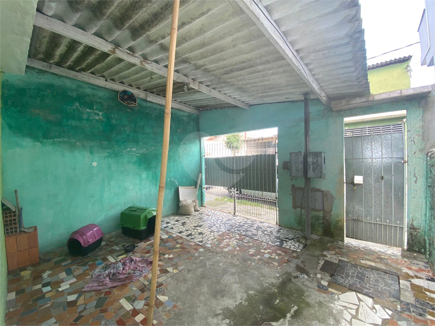 Casa à venda com 2 quartos em Jardim Amélia, Poá, SP