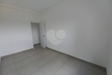 Apartamento à venda com 2 quartos, sendo 1 suíte,  em Além Ponte, Sorocaba, SP