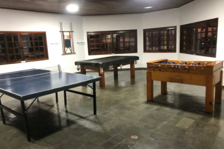 Casa à venda com 3 quartos, sendo 1 suíte, no condomínio Greenland, São Paulo - SP