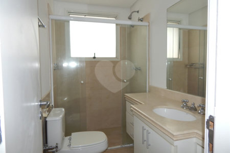 Apartamento à venda com 4 suítes em Moema, São Paulo, SP