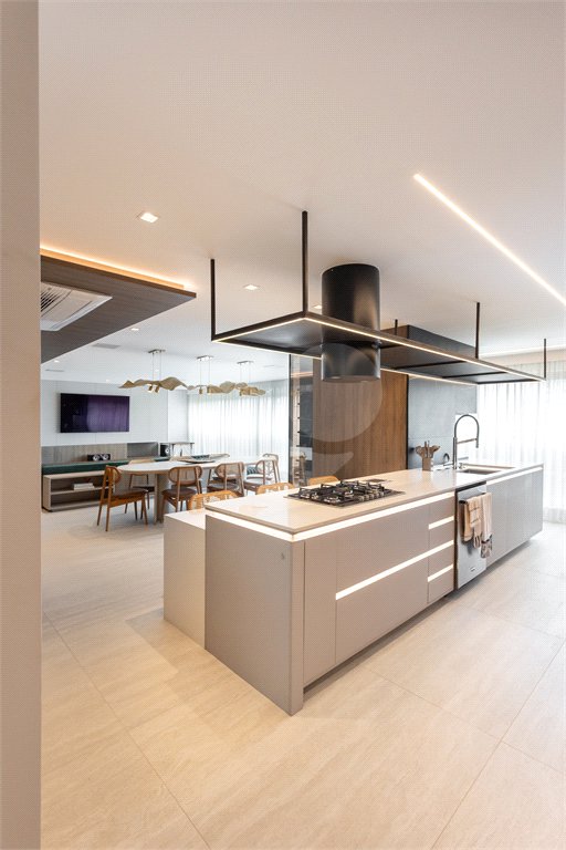 Apartamento à venda com 3 suítes em Jardim Morumbi, São Paulo, SP