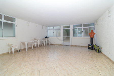 Apartamento à venda com 4 quartos, sendo 1 suíte,  em Higienópolis, São Paulo, SP