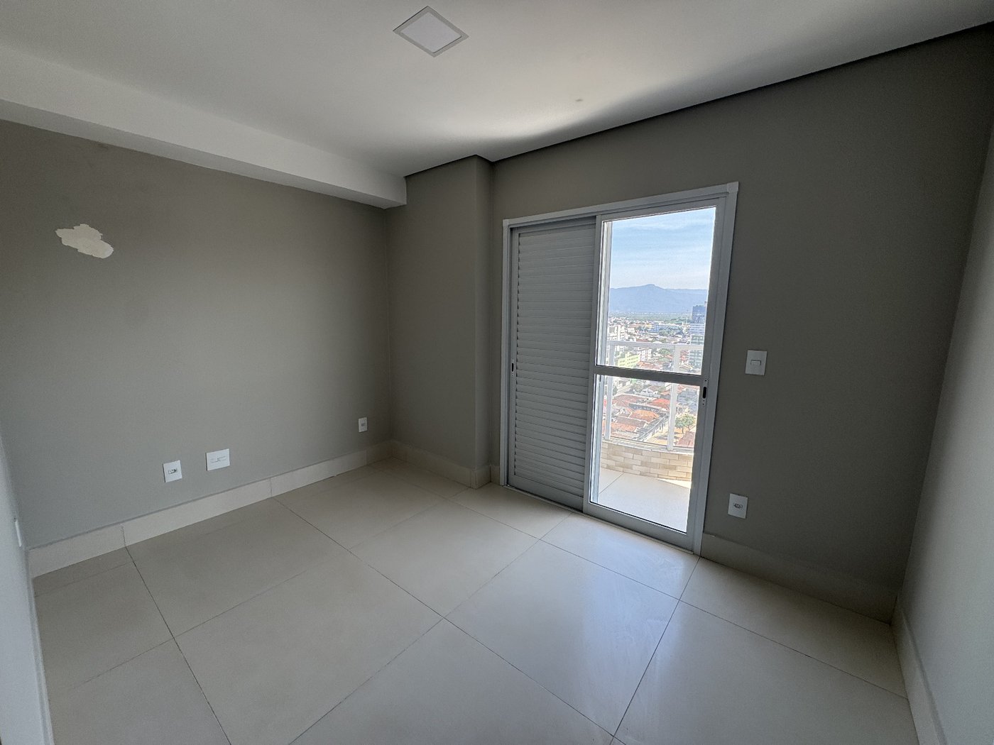 🏢 Cobertura Alto Padrão – Residencial Safira – Guilhermina – Praia Grande