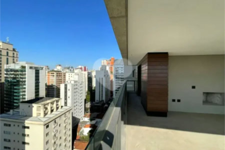 Apartamento à venda com 3 suítes em Itaim Bibi, São Paulo, SP