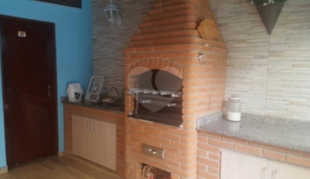 Sobrado à venda com 4 quartos, sendo 1 suíte, em Tremembé, São Paulo, SP