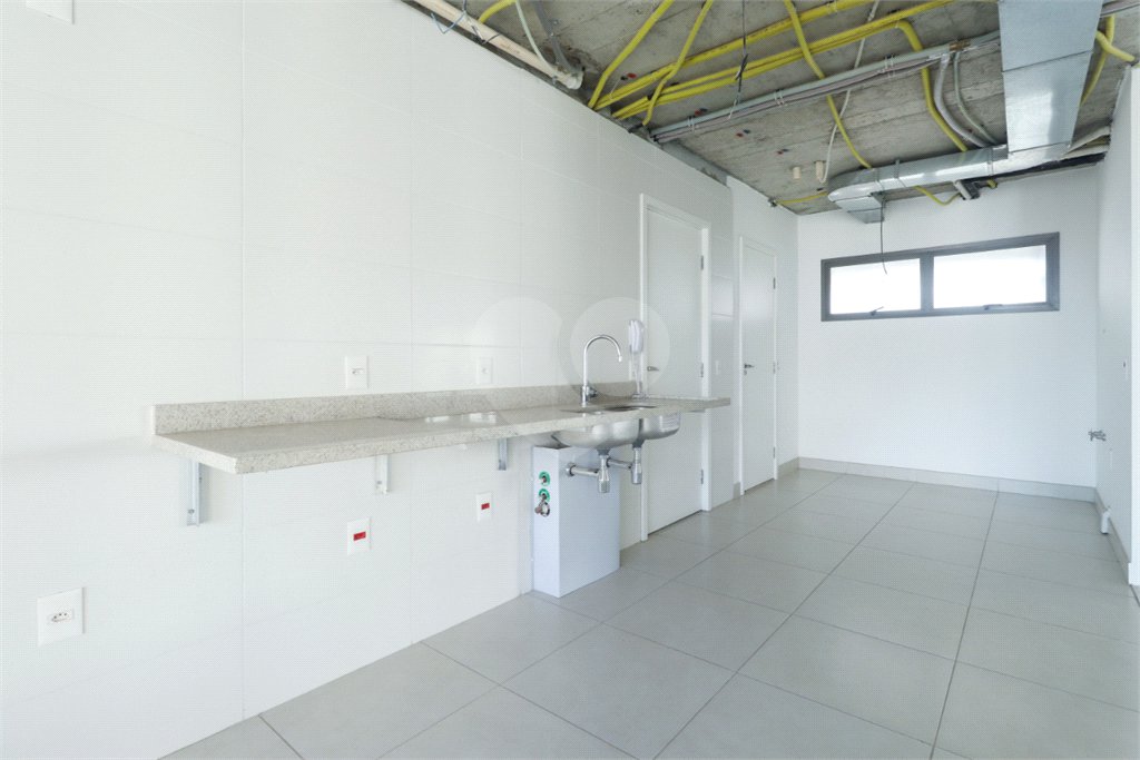 Apartamento à venda com 3 quartos, sendo 2 suítes,  em Brooklin, São Paulo, SP