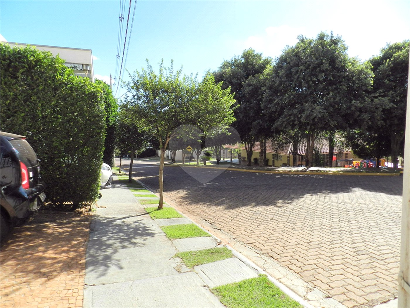 Casa à venda com 3 quartos, sendo 1 suíte, no condomínio Topazio Rp, Ribeirão Preto - SP