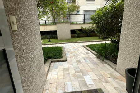 Casa à venda com 3 quartos, sendo 2 suítes, no condomínio Townhouse Village Morumbi, São Paulo - SP