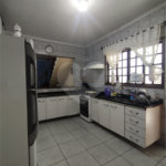 Sobrado à venda com 3 quartos, sendo 1 suíte, em Biritiba, Poá, SP