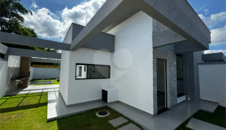 Casa à venda com 3 quartos, sendo 1 suíte,  no condomínio Parque Guará, Rio de Janeiro - RJ