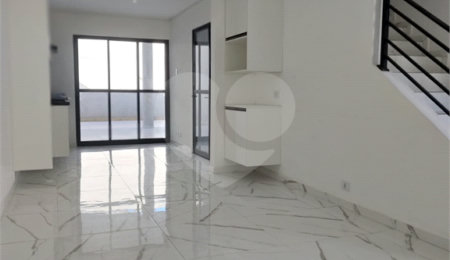 Sobrado à venda com 3 quartos, sendo 1 suíte,  em Jardim dos Pinheiros, Atibaia, SP