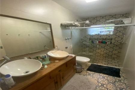 Casa de Vila à venda com 3 quartos, sendo 1 suíte, em Cidade São Francisco, São Paulo, SP