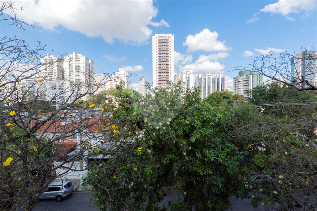 Casa à venda com 2 suítes no condomínio Kza Princesa Isabel, São Paulo - SP