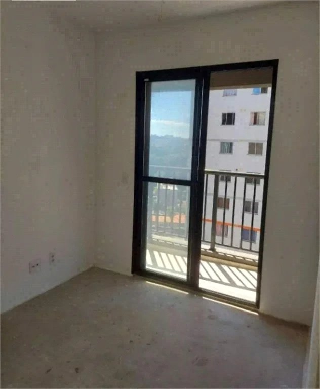 Apartamento à venda com 2 quartos em Parque Maria Helena, São Paulo, SP