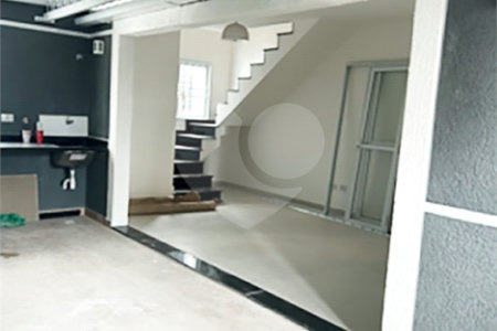 Duplex à venda com 2 suítes em Água Fria, São Paulo, SP