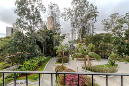 Apartamento à venda com 3 quartos, sendo 1 suíte,  em Granja Julieta, São Paulo, SP