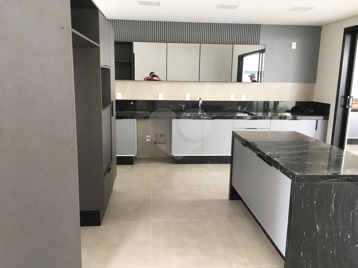 Casa à venda com 4 suítes no condomínio Alphaville Nova Esplanada 3, Votorantim - SP
