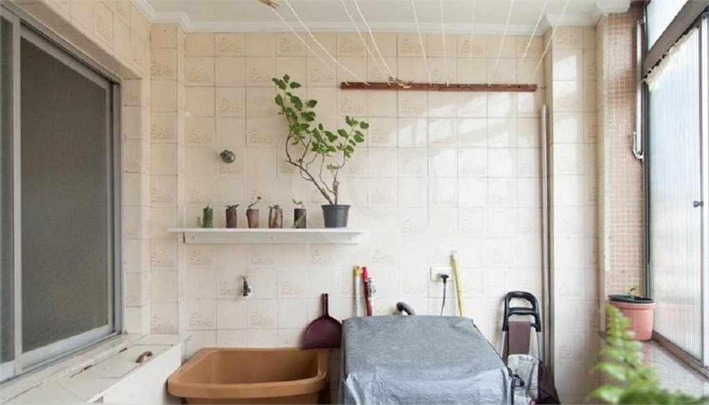 Apartamento à venda com 3 quartos, sendo 1 suíte, em Jardim Guimarães, Guarulhos, SP