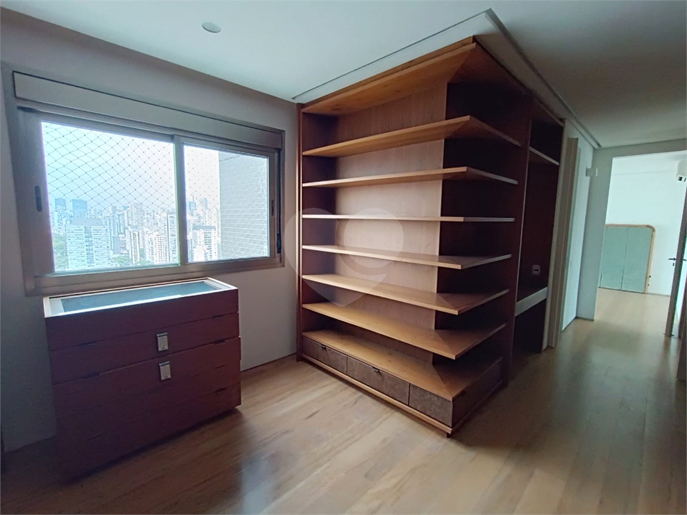 Apartamento à venda ou para alugar com 3 suítes em Pinheiros, São Paulo, SP